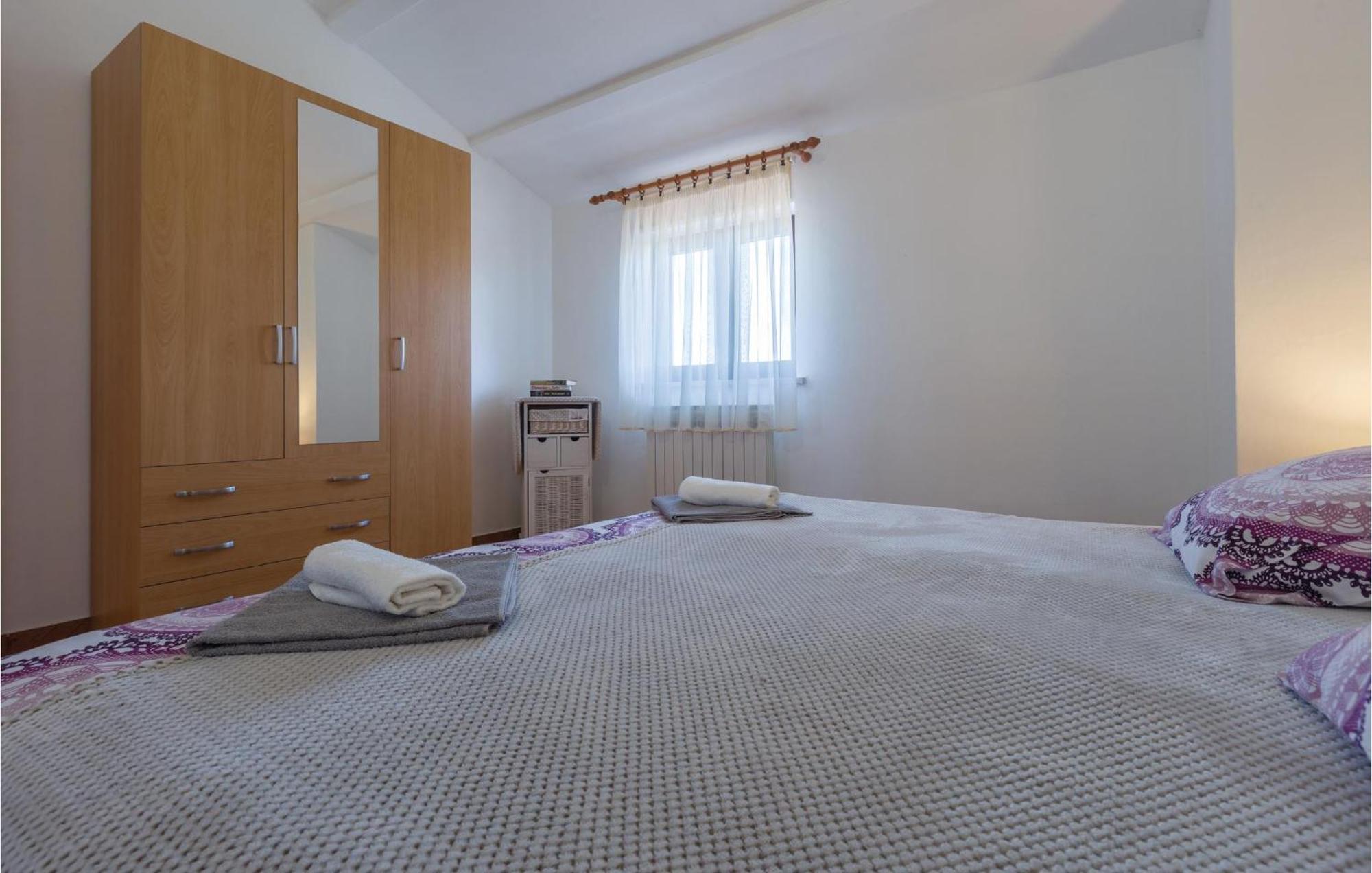 Amazing Apartment In Pazin With Wifi Katun Lindarski Exterior foto